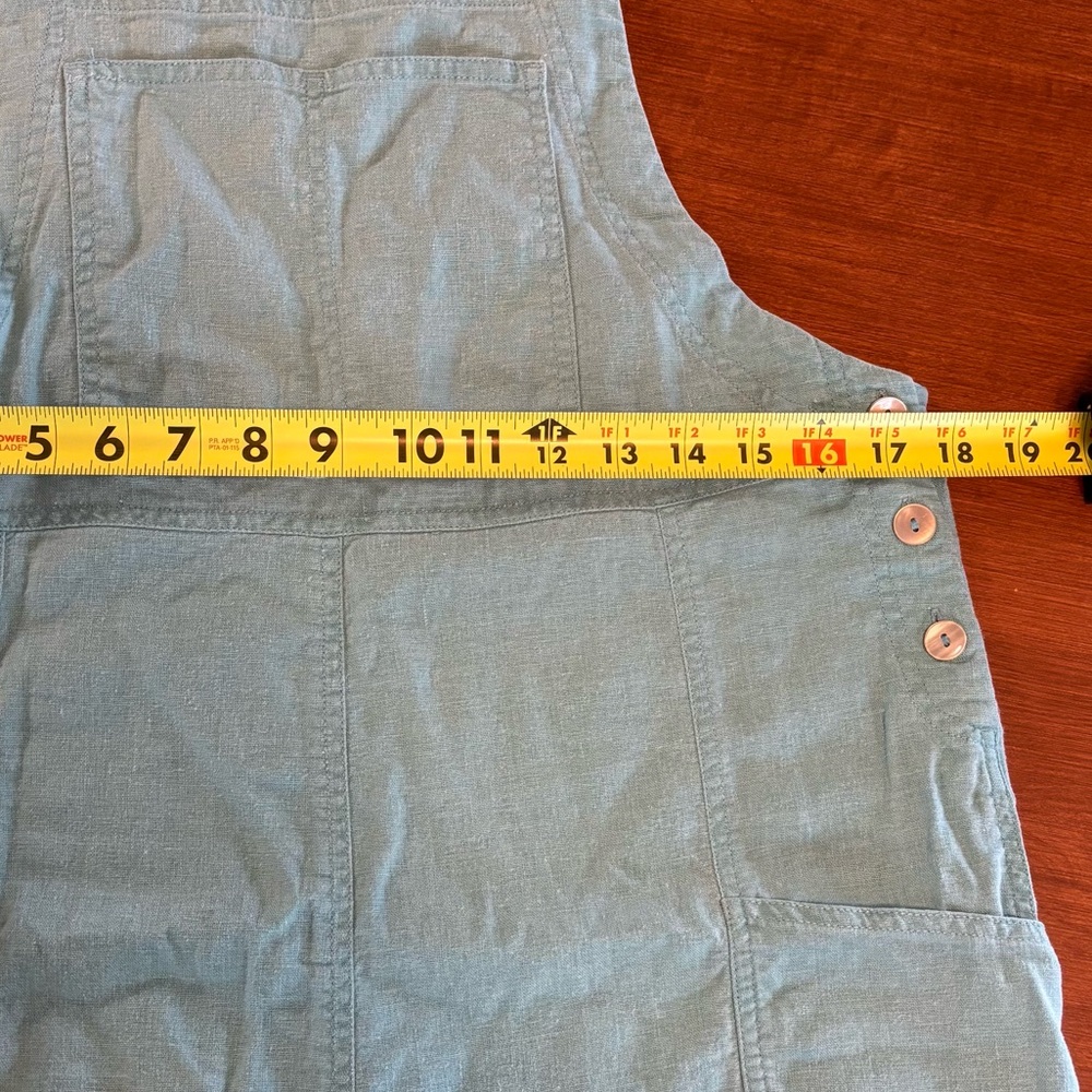 Cute vtg linen blend light blue overalls, medium - Picture 7 of 11